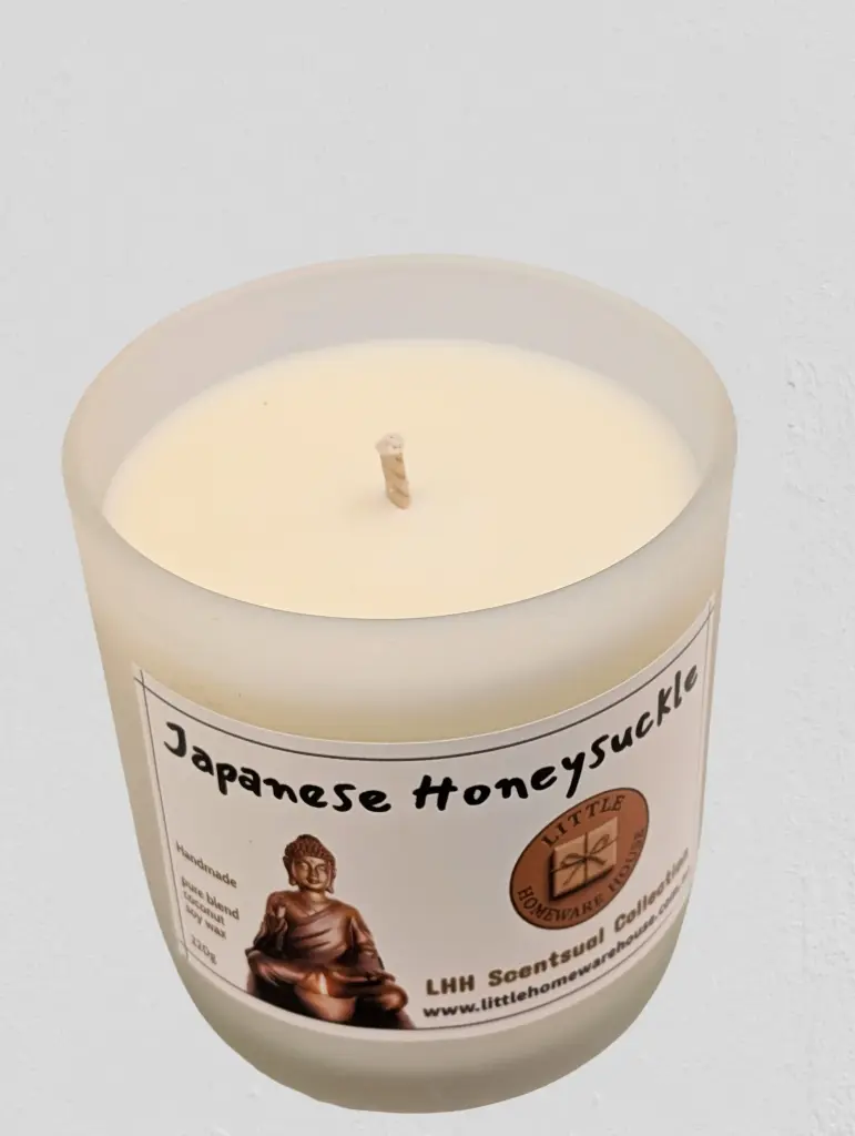 Japanese Honeysuckle - Scented Candle - 220g