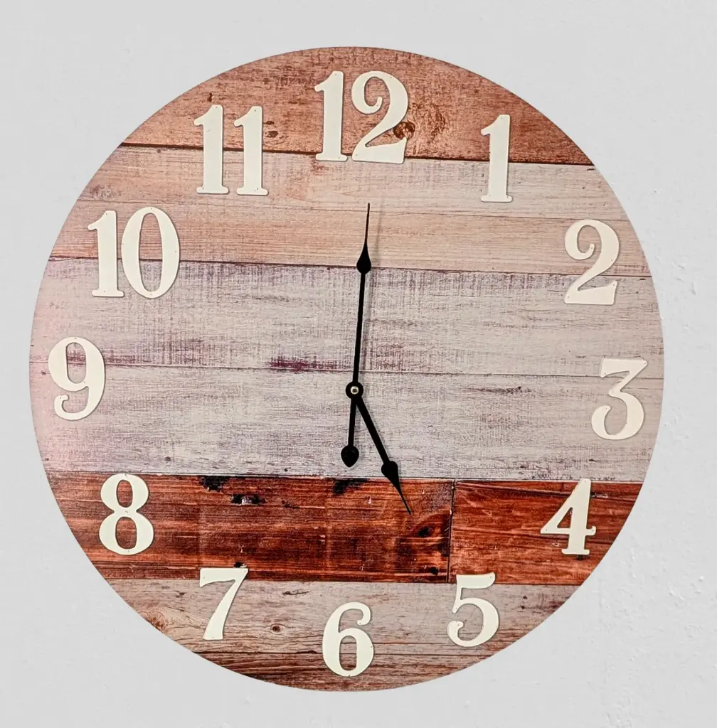 Weathered Board Clock